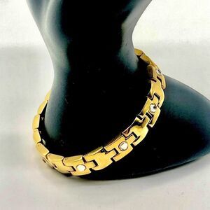 Stainless Steel Bracelet w/ Rhinestones